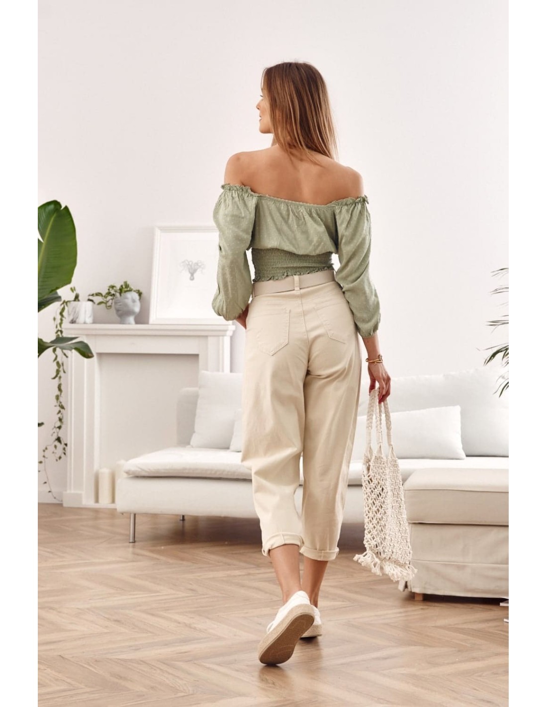 Bluza scurta cu volane in jos Kaki MP29390 - Magazin online - Boutique